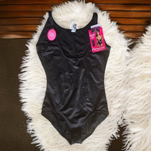 NWT MAIDENFORM FLEXEES ( 2XL) Black Ultra Firm Control Body Brief - Picture 2 of 5